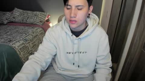 Snapshot of musicayluna chatting on March 2, 2025, 10:45 am VALENTINA Luna online show from March 2, 2025, 10:45 am