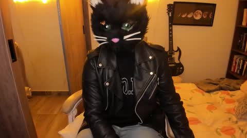 Snapshot of musicayluna chatting on November 1, 2025, 4:36 am VALENTINA Luna online show from November 1, 2025, 4:36 am