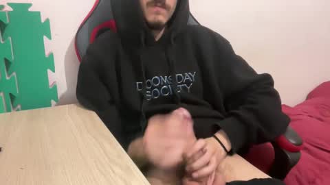 Snapshot of muupp69 chatting on January 8, 2025, 7:24 pm muupp69 online show from January 8, 2025, 7:24 pm