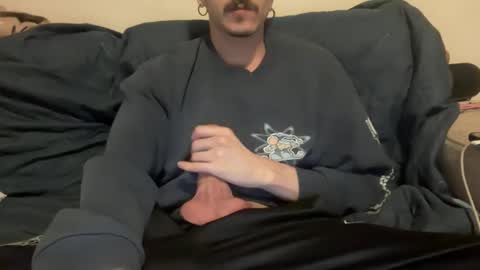 Snapshot of muupp69 chatting on February 6, 2025, 11:37 pm muupp69 online show from February 6, 2025, 11:37 pm