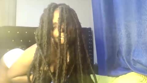 Snapshot of mwana69 chatting on June 10, 2026, 12:11 am mwana69 online show from June 10, 2026, 12:11 am