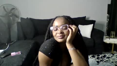 Snapshot of mwana69 chatting on June 23, 2026, 8:51 pm mwana69 online show from June 23, 2026, 8:51 pm