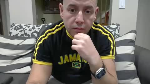 Snapshot of mworlton9 chatting on February 16, 2025, 3:58 am Maximus online show from February 16, 2025, 3:58 am