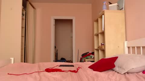 Hannah  welcome  online show from July 28, 2026, 12:48 pm