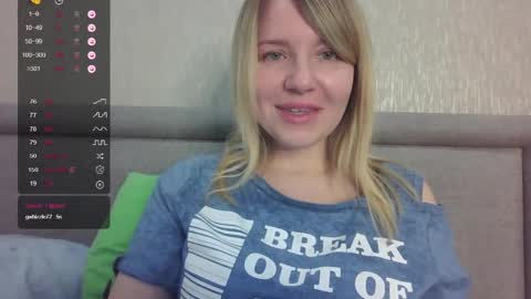Snapshot of mybadcat87 chatting on June 3, 2026, 9:12 am mybadcat87 online show from June 3, 2026, 9:12 am