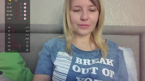 Snapshot of mybadcat87 chatting on June 5, 2026, 8:09 am mybadcat87 online show from June 5, 2026, 8:09 am