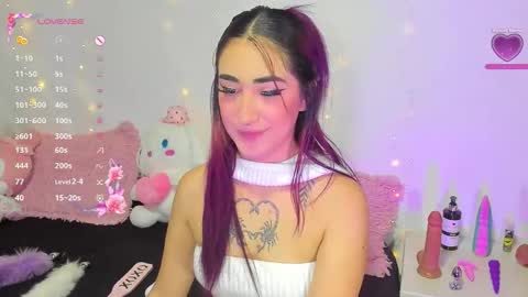    online show from October 23, 2025, 5:55 pm