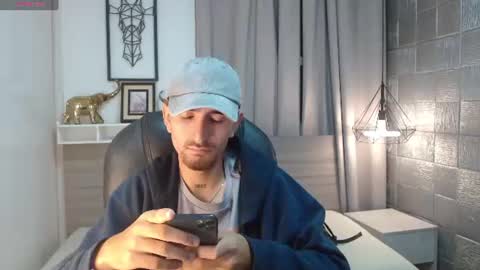 Im Mike online show from July 26, 2026, 3:36 am
