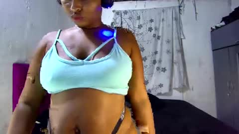 myle online show from February 10, 2025, 1:35 am