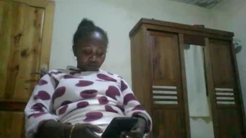 linda online show from December 21, 2025, 3:52 pm