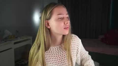 Snapshot of myluvia chatting on March 29, 2026, 4:12 am Tori online show from March 29, 2026, 4:12 am