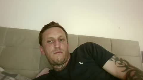 Kinky couple online show from June 28, 2026, 5:19 pm