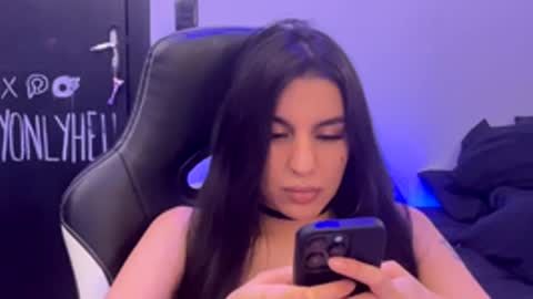 Snapshot of myonlyhell chatting on December 4, 2025, 4:11 am myonlyhell online show from December 4, 2025, 4:11 am