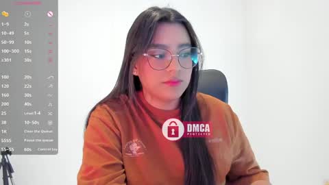 Snapshot of mypretty_isabella chatting on May 24, 2026, 3:00 am Bella online show from May 24, 2026, 3:00 am