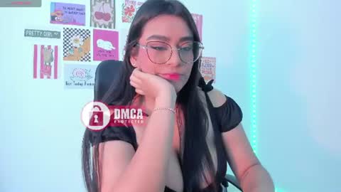 Bella online show from June 13, 2026, 7:01 pm