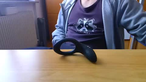 Snapshot of mysecr3tsins chatting on December 5, 2024, 1:06 pm Ben online show from December 5, 2024, 1:06 pm