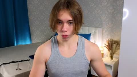 Snapshot of myshkek chatting on December 14, 2024, 6:41 pm Mickey online show from December 14, 2024, 6:41 pm