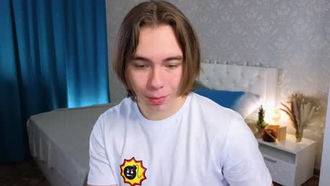 Snapshot of myshkek chatting on January 22, 2025, 4:13 am Mickey online show from January 22, 2025, 4:13 am