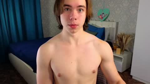 Snapshot of myshkek chatting on February 26, 2025, 12:38 am Mickey online show from February 26, 2025, 12:38 am