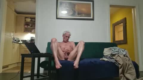 myshkin188118 online show from April 23, 2026, 9:06 pm