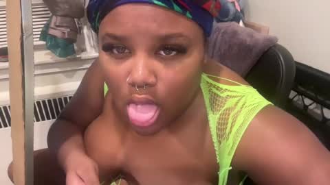 Snapshot of mystery21572 chatting on July 31, 2026, 5:18 am mystery21572 online show from July 31, 2026, 5:18 am