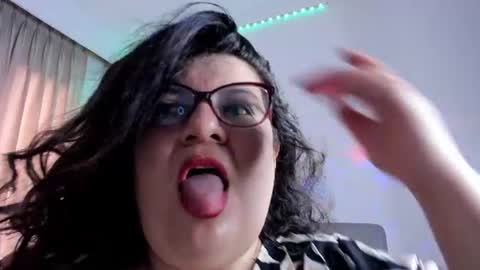 mystery_psique online show from July 1, 2026, 3:56 pm
