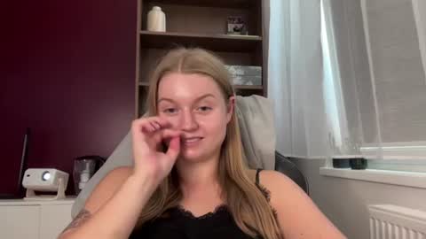 Erica online show from June 29, 2026, 10:15 am