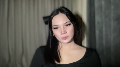 UR GIRL NEXTDOOR online show from February 10, 2026, 1:43 am