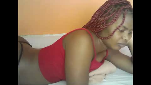 mystic_linna online show from April 7, 2026, 6:36 am