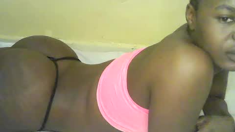 mystic_linna online show from June 13, 2026, 3:26 am