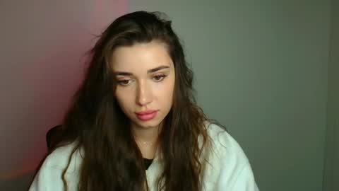 Snapshot of mysticamelia chatting on February 19, 2026, 6:31 am Amelia online show from February 19, 2026, 6:31 am