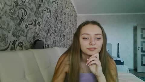 Snapshot of mysticglimmer chatting on March 25, 2026, 12:33 pm Anika online show from March 25, 2026, 12:33 pm