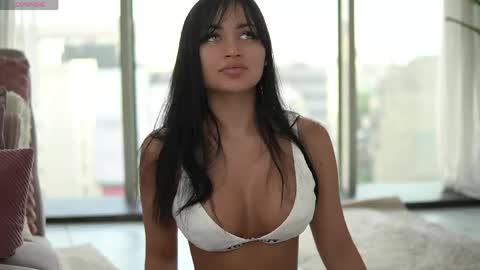 mysticlayla online show from June 4, 2026, 3:45 am