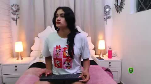 Snapshot of mysticliah chatting on November 5, 2025, 12:16 pm mysticliah online show from November 5, 2025, 12:16 pm