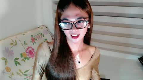 Krestine online show from June 19, 2026, 5:12 am