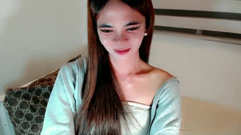 Krestine online show from June 25, 2026, 5:34 am