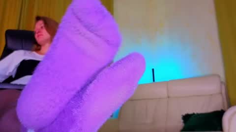 mysticvenus_ online show from June 10, 2026, 11:53 am