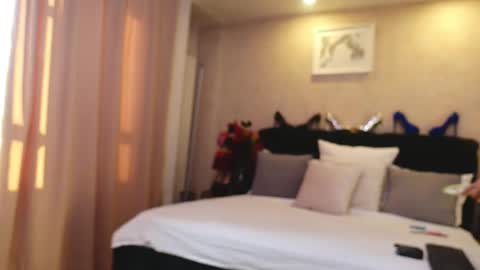 Snapshot of mystiquerosee chatting on June 9, 2026, 4:02 am MystiqueRosee online show from June 9, 2026, 4:02 am