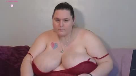 Mzjuicybootay online show from September 12, 2025, 7:36 pm