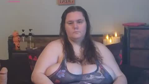 Mzjuicybootay online show from October 27, 2025, 4:22 pm