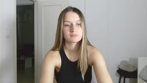 Eva online show from December 1, 2024, 4:29 pm