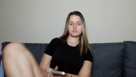 Eva online show from January 11, 2025, 7:38 pm