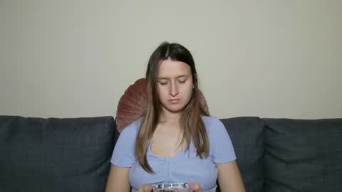 Eva online show from January 27, 2025, 6:41 pm