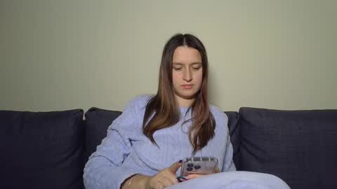 Eva online show from January 28, 2025, 8:47 pm