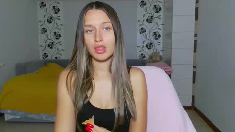 Eva online show from November 9, 2025, 2:59 pm