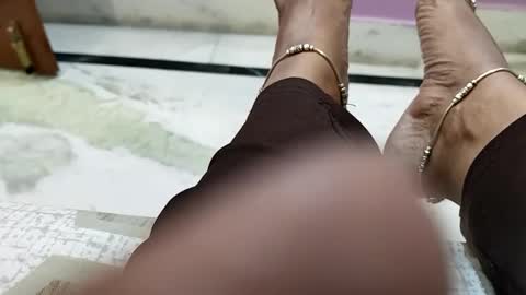 n298033 online show from November 19, 2025, 3:12 pm