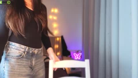 Nabi online show from September 15, 2025, 3:23 pm