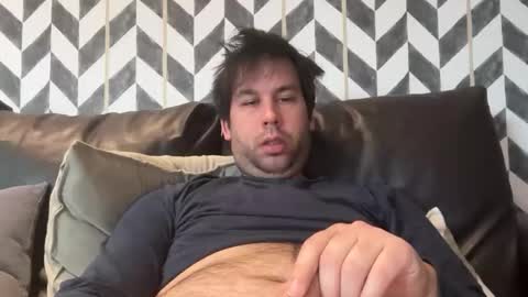 jesussevilla online show from March 14, 2026, 9:04 am