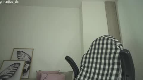 Nadia  INST Nadiaa dc online show from April 3, 2026, 4:32 am