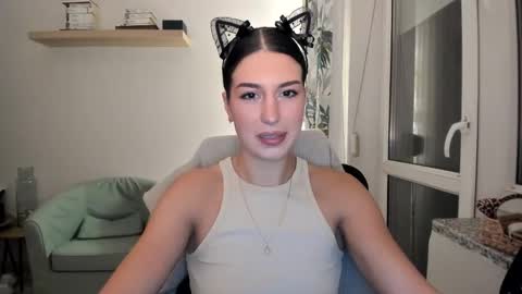 Nadiaaa006 online show from November 1, 2025, 7:49 pm